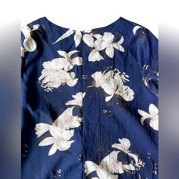 NWT BELONGSCI Womens V-Neck Bell Sleeve Shift Dress Mini Dress Navy Size Large - Picture 5 of 12